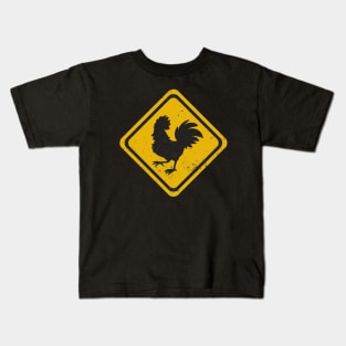 Distressed Crossing Sign - So Chickens Can Cross The Road Kids T-Shirt